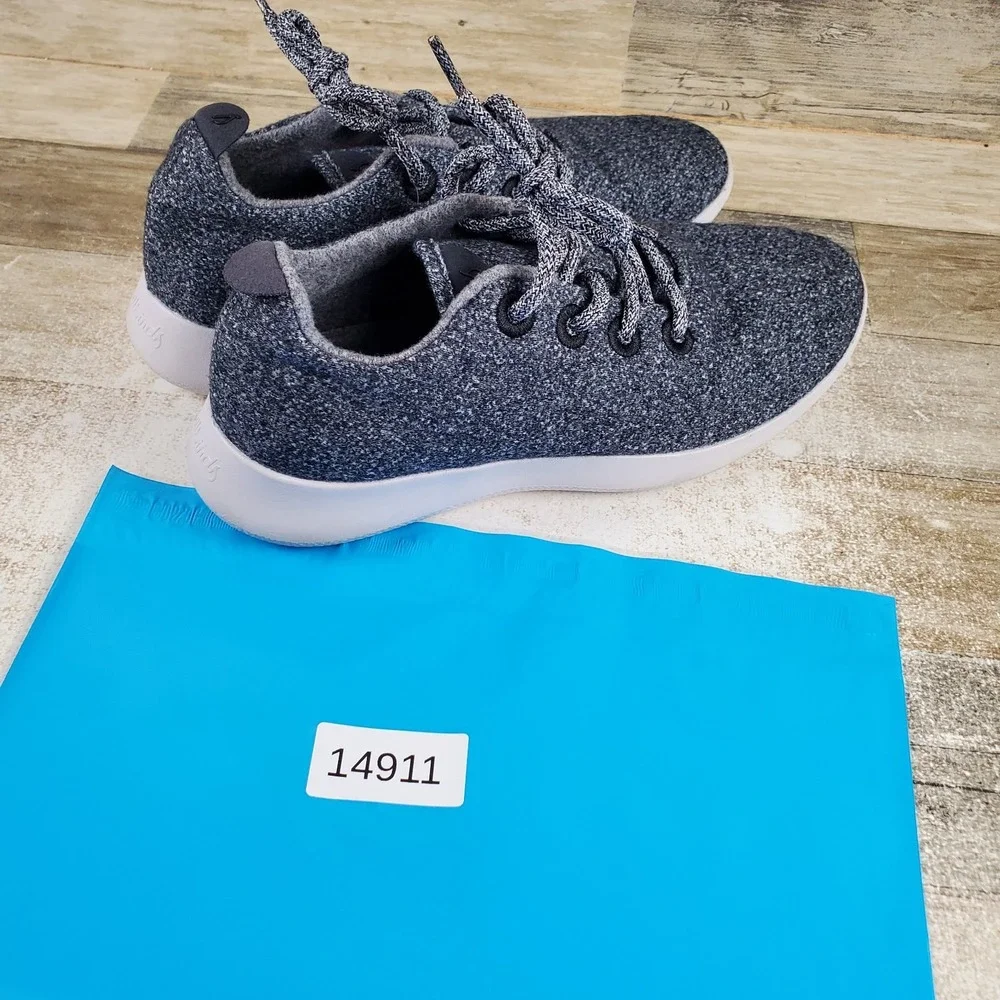 Allbirds Wool Runner Mens Shoes Sz 9 M Natural Gray Merino Wool Lace Up Sneaker